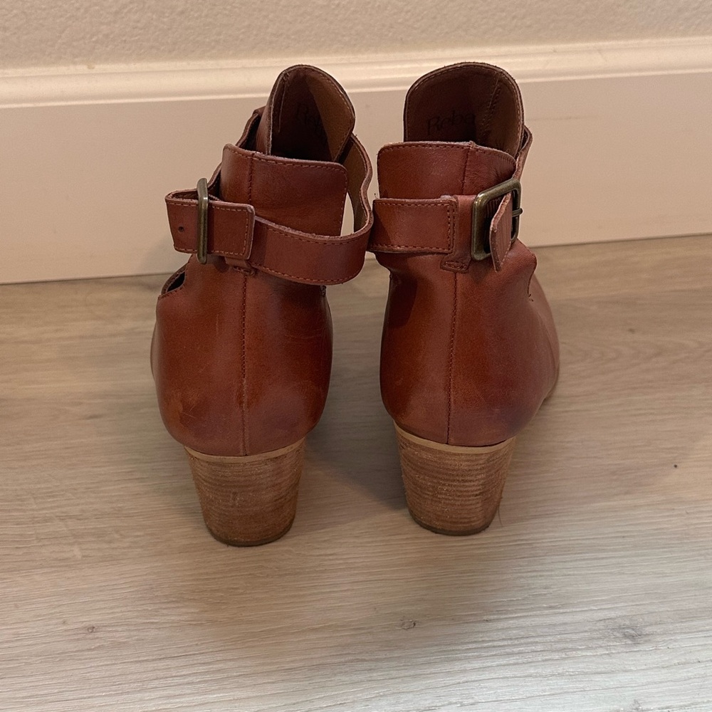 Reba Boots. Size 11